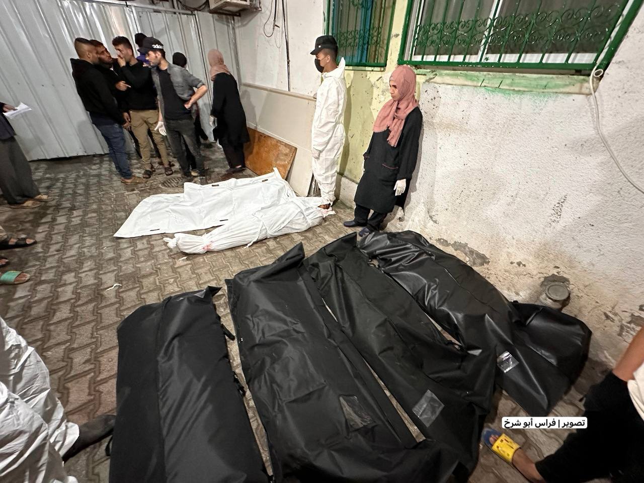 شهداء استهداف منزل عائلة الخواجة بمدينة رفح